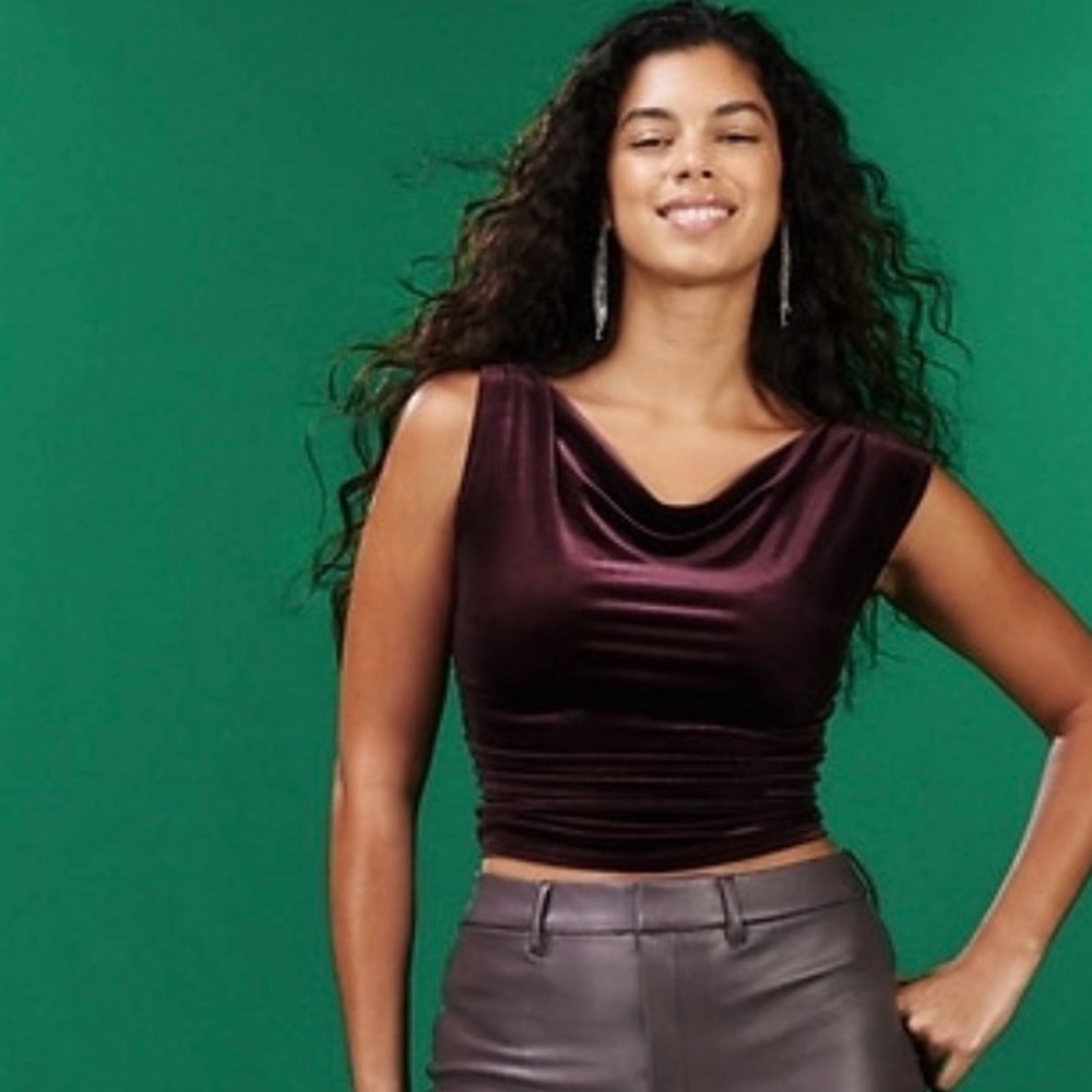 Elegant Burgundy Sleeveless Top